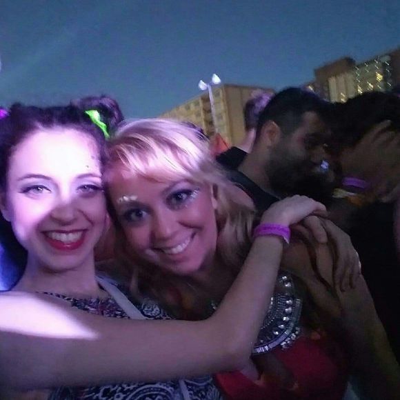 Meet your Posher, Danielle - Picture 1 of 1